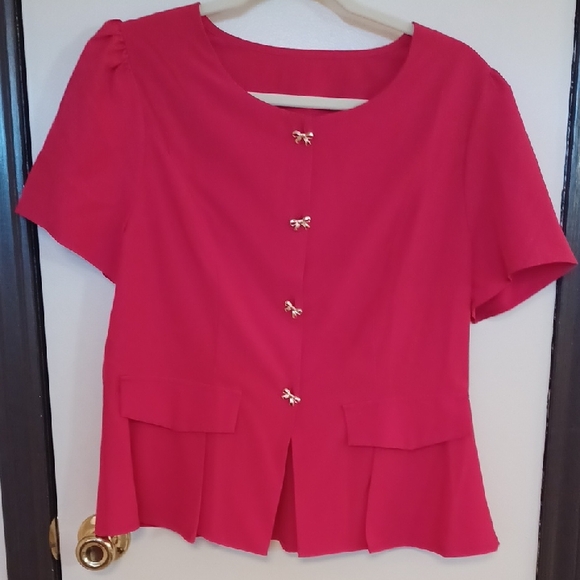 SHEIN Tops - SHEIN Red Short-Sleeve Peplum Top with Gold Bow Buttons